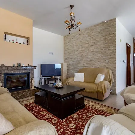 Sunshine Paphos Villa